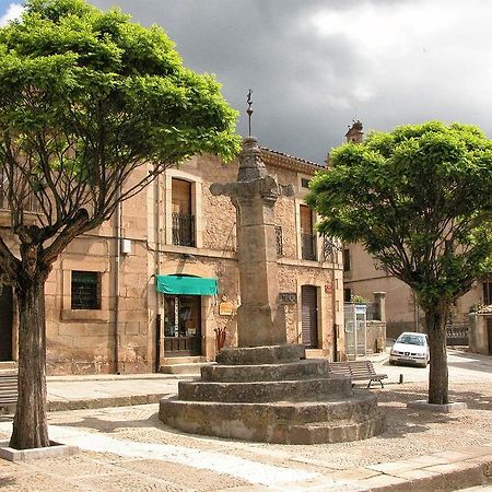 Hostal Visontium Vinuesa Exterior photo